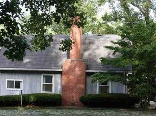 10197 N Pine Bluff Dr, Bicknell, IN 47512