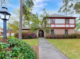 519 Magic Oaks Dr, Spring, TX 77388