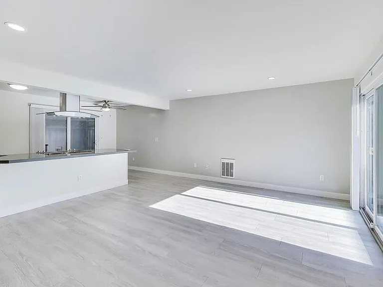 1654 Hollenbeck Avenue — Photo 4