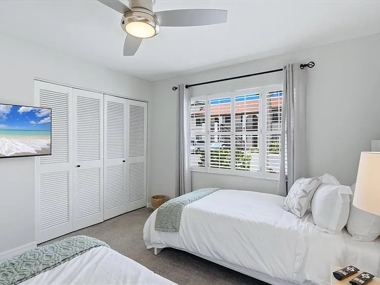 1640 Stickney Point Rd #40-101 — Photo 23