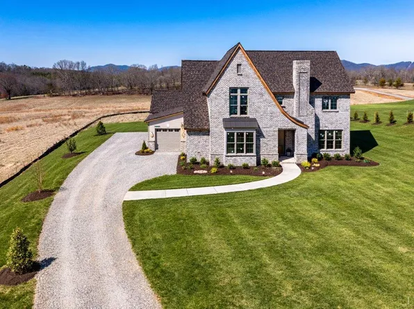 1079 High Oaks Dr, Forest, VA 24551