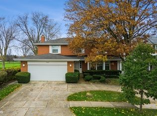 4660 Elm Ter, Skokie, IL 60076