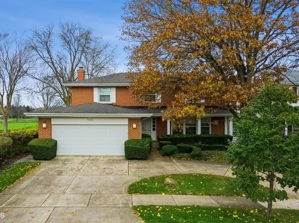 4660 Elm Ter, Skokie, IL 60076