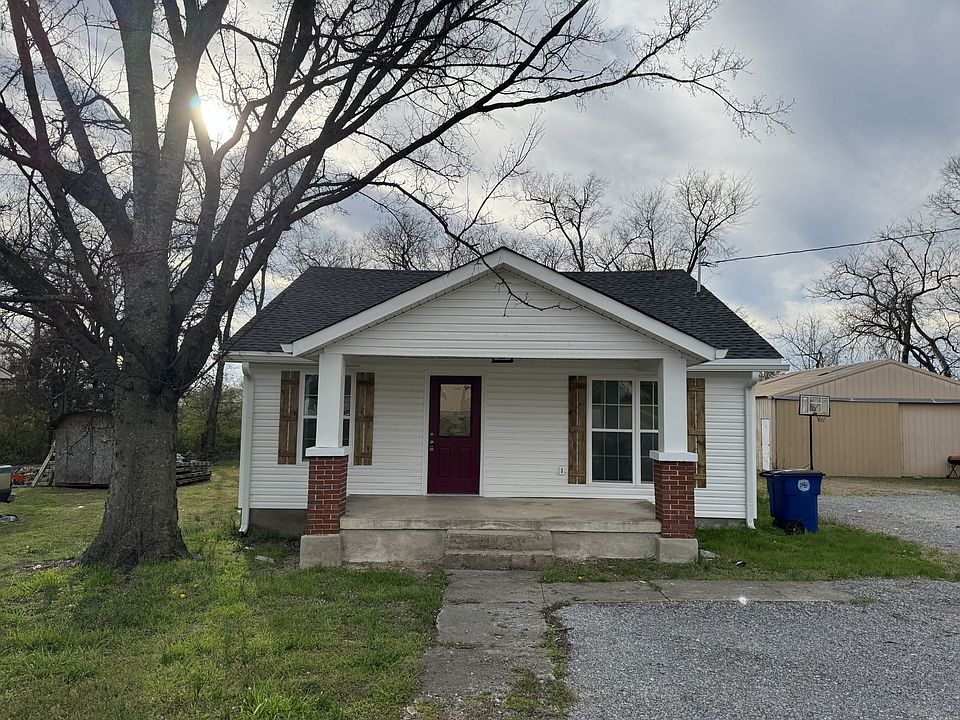 2nd image of 639 Deery St