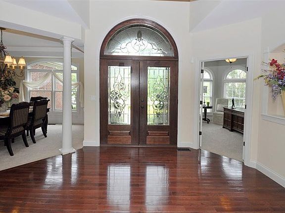 2nd image of 3543 Carmelle Woods Dr