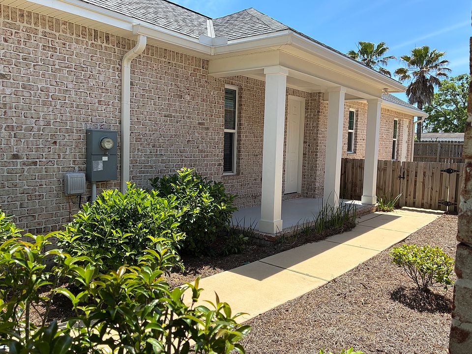 2nd image of 100 Cottage Ct #1278