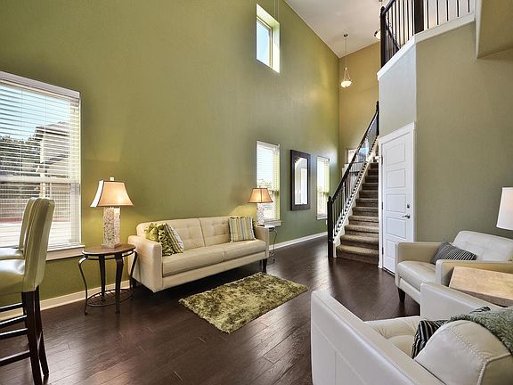 Downstairs living room towards front/side