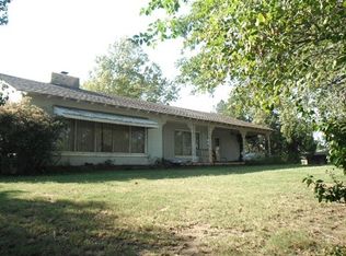 724 E 8th St, Sulphur, OK 73086