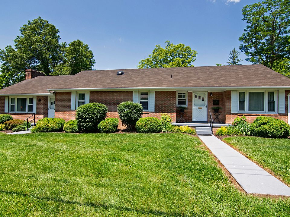 1st image of 577 Holt Ln