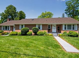577 Holt Ln, Lewisburg, WV 24901