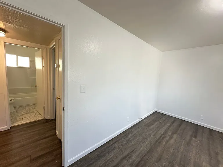 3408 68th Ave — Photo 13