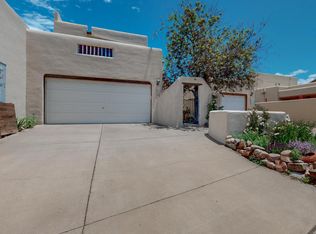 3260 La Paz Ln, Santa Fe, NM 87507