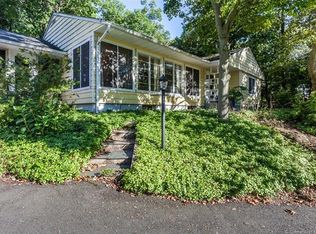 262 Lydale Pl, Meriden, CT 06450