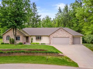 5420 Richland Cv, Wisconsin Rapids, WI 54494