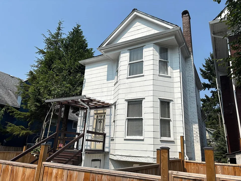 135 W 12th Ave