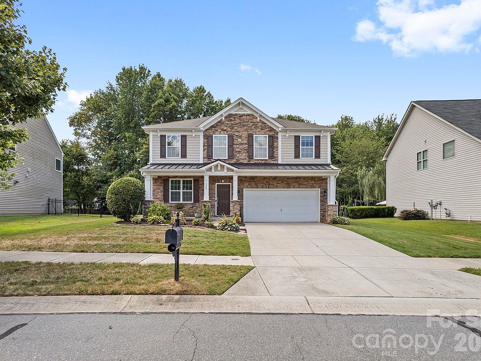 1st image of 149 Wellshire St