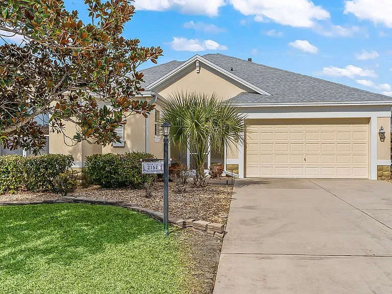 2157 Blackville Dr — Photo 1