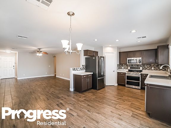 5th image of 3658 W Mesquite Ave