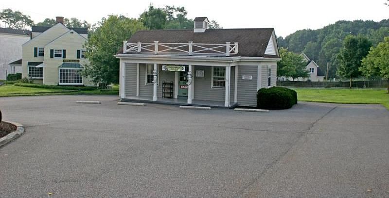 2nd image of 159 Morristown Rd