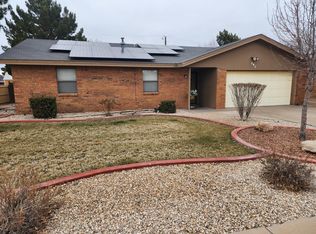 307 Sunrise Rd, Roswell, NM 88201