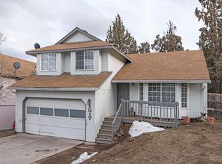 1917 NE Monroe Ln, Bend, OR 97701