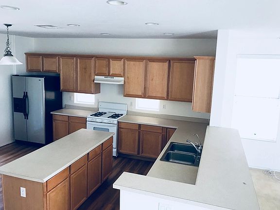 3rd image of 8738 Salvestrin Point Ave