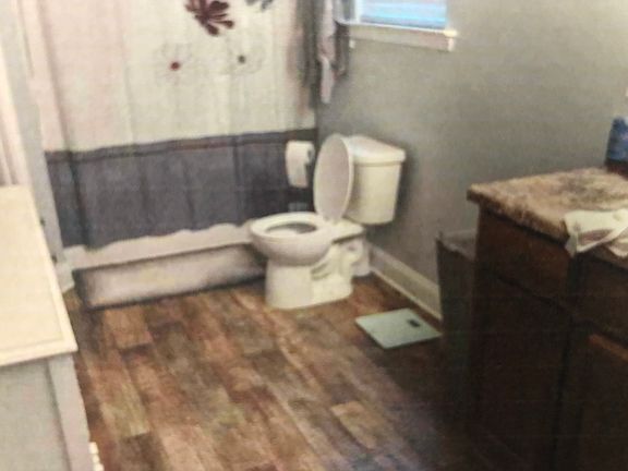 3rd image of 4246 Holly Meadow Dr
