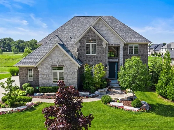 62374 Sawgrass Dr, Washington, MI 48094