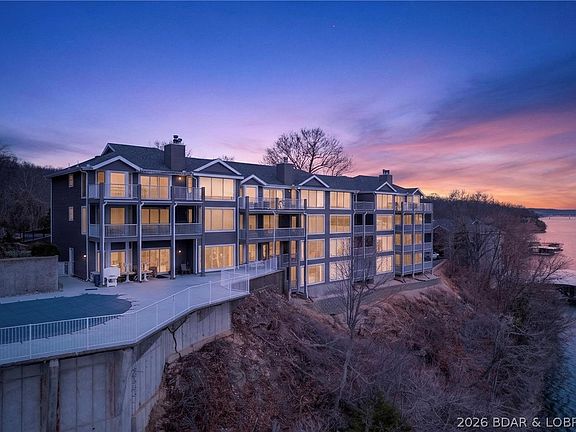 2nd image of 288 Windsor Bay Dr Unit 2C