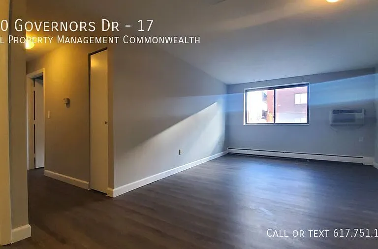 900 Governors Dr #17 — Photo 3