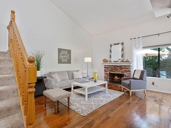 3rd image of 6675 Sargent Ln
