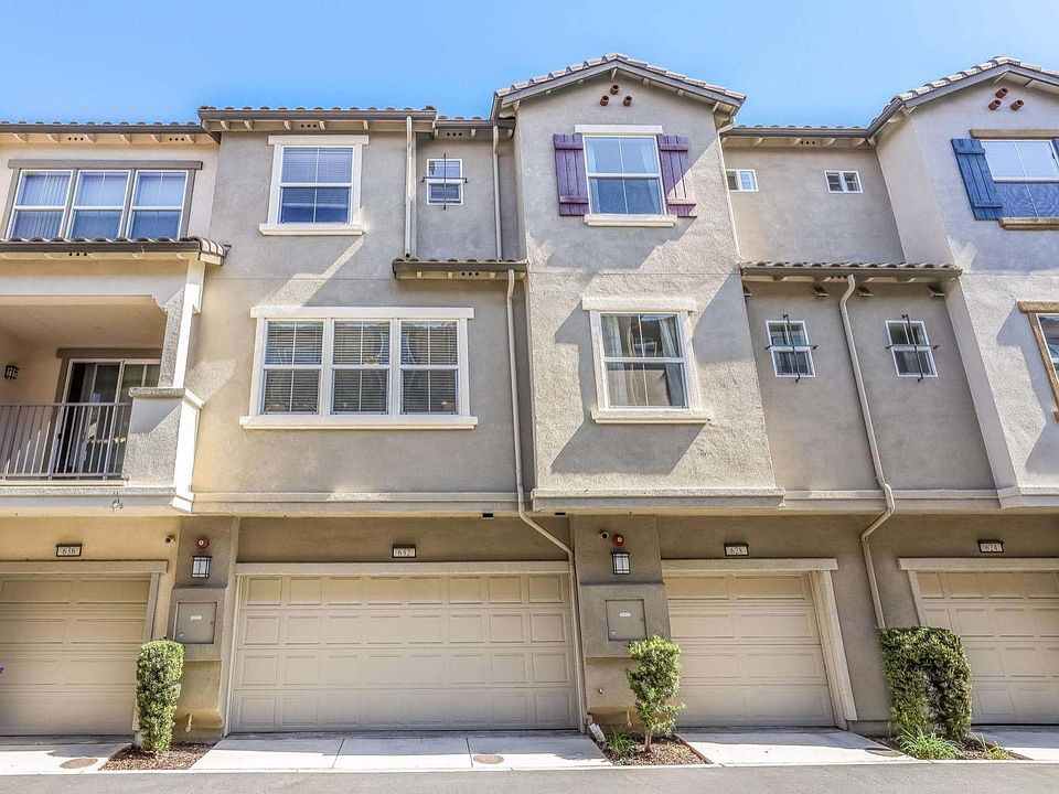 1st image of 632 Messina Gardens Ln