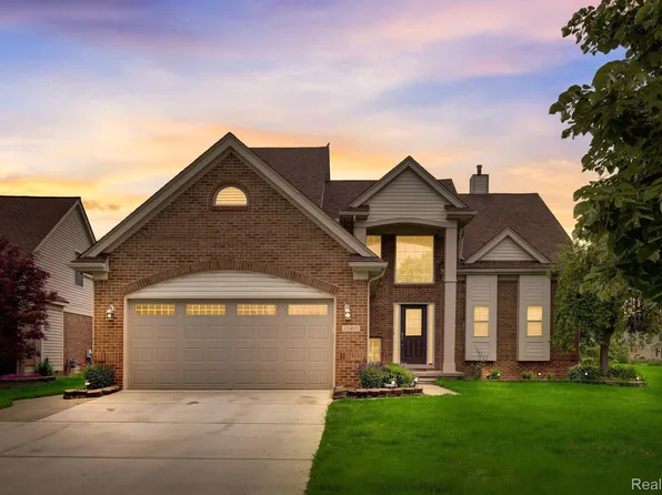 11405 Hawthorne, Southgate, MI 48195