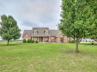 440 S McLoud Rd, McLoud, OK 74851