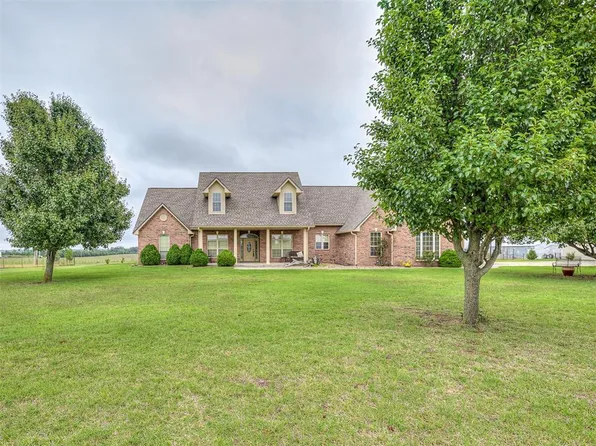 440 S McLoud Rd, McLoud, OK 74851
