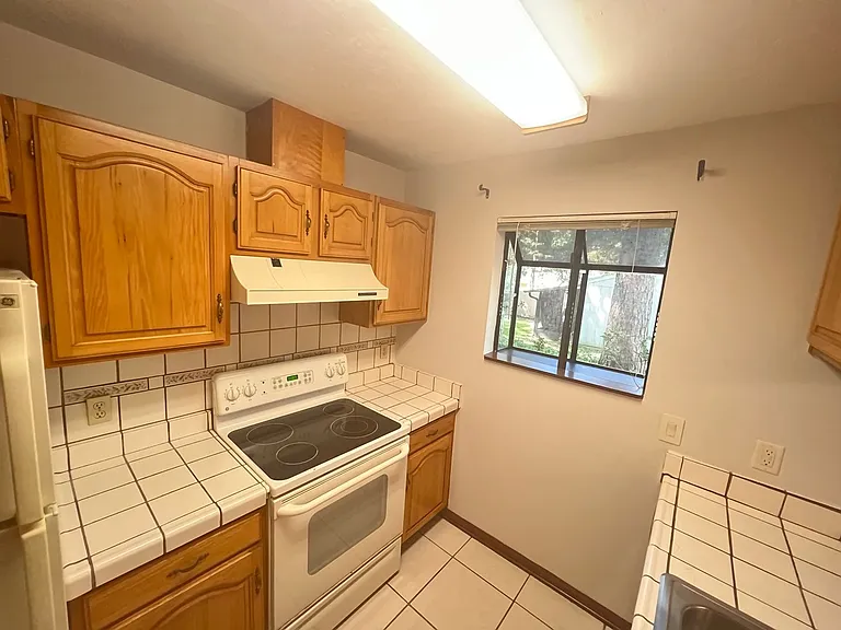 3907 Paces Pl — Photo 10