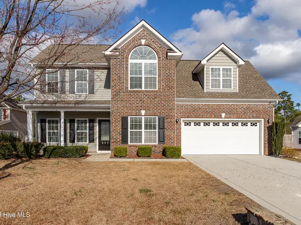 241 Inverness Drive, Hubert, NC 28539