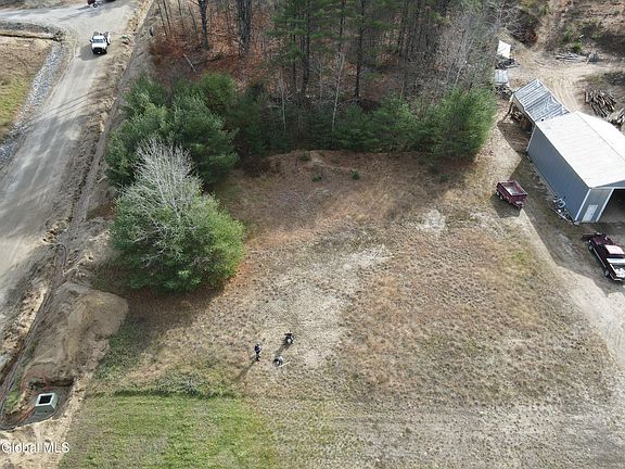 5th image of 8 Brant Lake Creek Road
