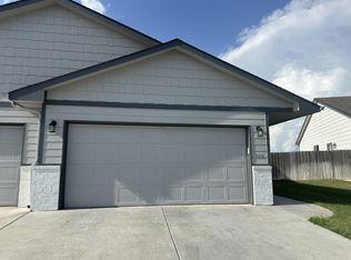464 S Longbranch Dr #1, Maize, KS 67101