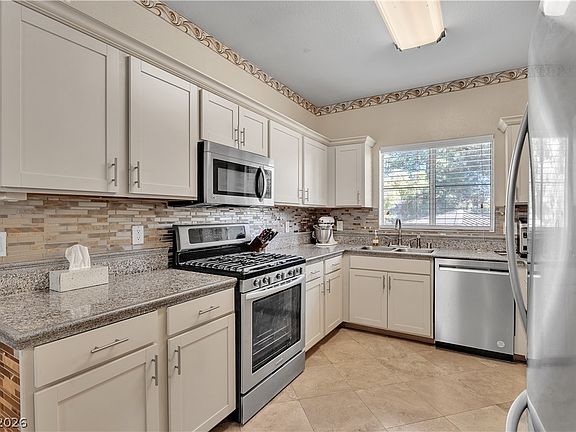3rd image of 5250 S Rainbow Blvd Unit 2003