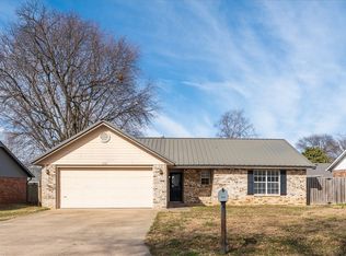 4292 W Patrick St, Fayetteville, AR 72704