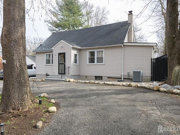 2nd image of 1550 Englishtown Rd