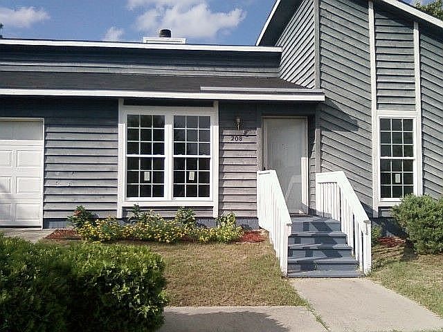 208 Chimney Ridge Drive #1