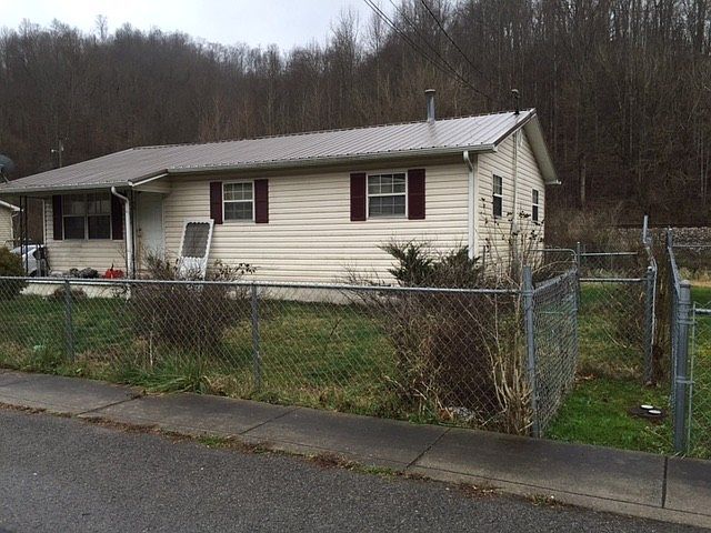 1st image of 94 Herald Ln