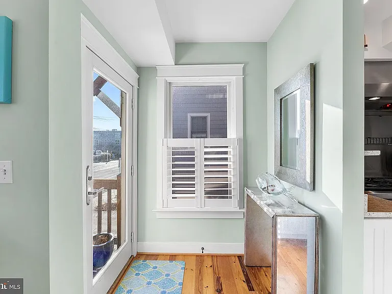 41 N Atlantic Ave — Photo 9