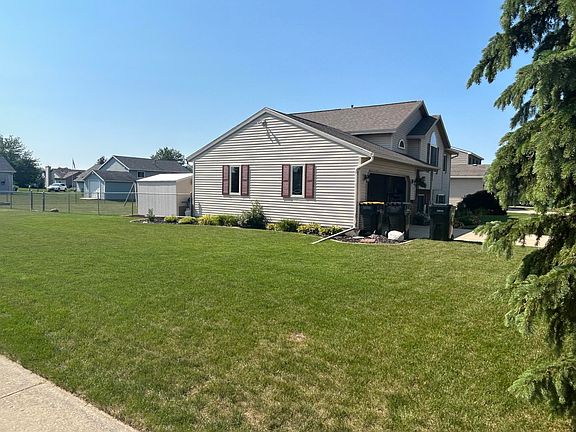 4th image of 1853 Mullins Ave NW