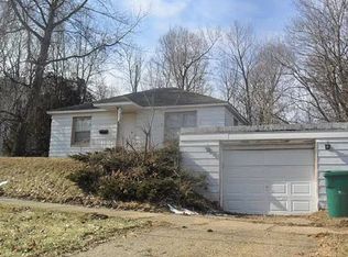 229 N Broadway St, Cassopolis, MI 49031
