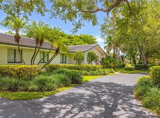 7915 SW 166th St, Palmetto Bay, FL 33157