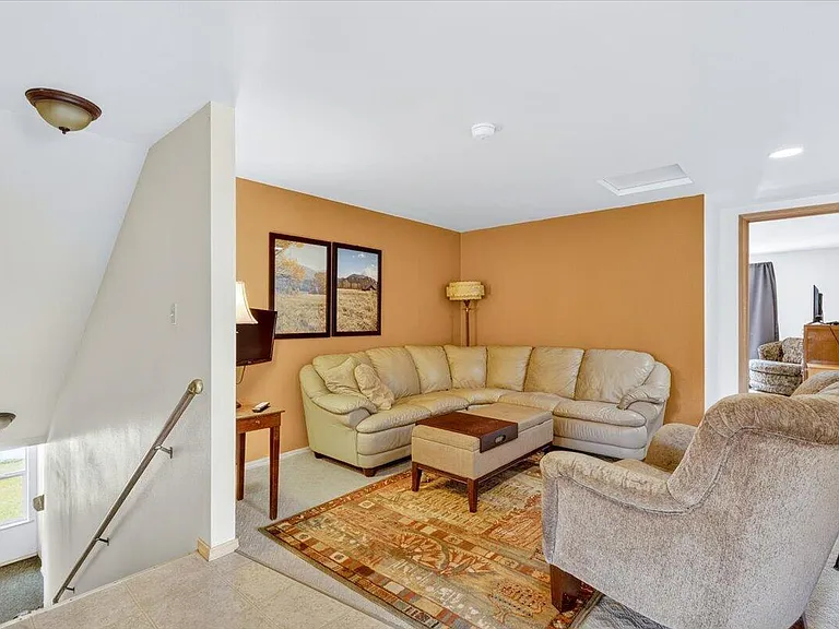 1005 N 3rd St E #3 — Photo 7