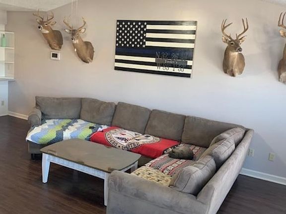 3rd image of 53 Lexington Cir